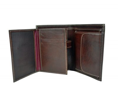 Peňaženka je určená pre tých, ktorí potrebujú kvalitnú koženú peňaženku na každý deň (3)