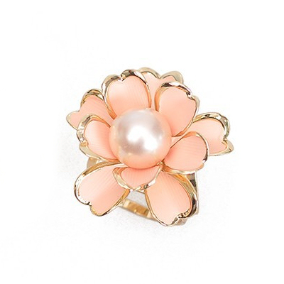 Unikátna ozdoba s názvom Ružová perla v podobe nádherného perlového kveta je ozdobná spona s väčšími rozmermi ako klasická ozdoba biela perla (3)