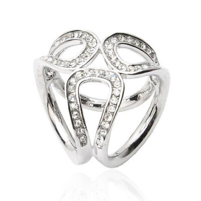 Ozdoba na šatku a šál v striebornej farbe so sklíčkami