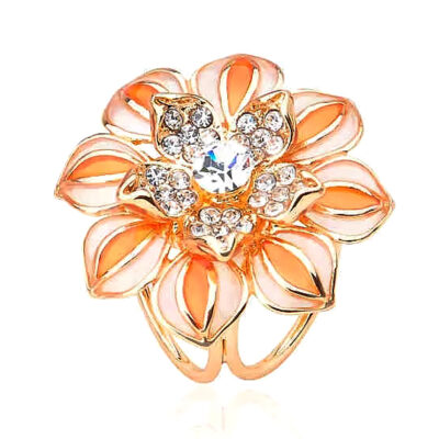 Ozdobný trojprstenec v tvare nádherného kvetu