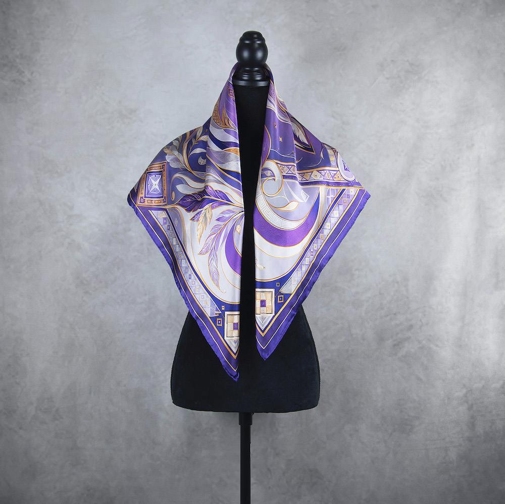Hodvábna šatka LÍŠKA – PURPUROVÁ, 90 x 90cm, Vyrobené na Slovensku – Obrázok 4